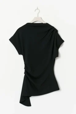 Asymmetric funnel neck top