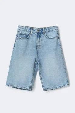 Baggy denim shorts