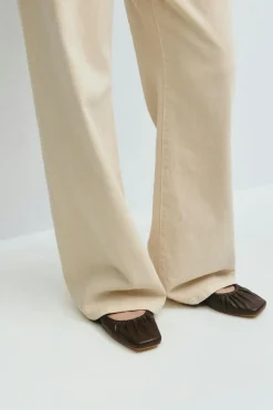 Ballet flats