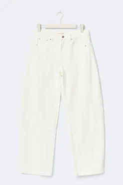 Balloon jeans