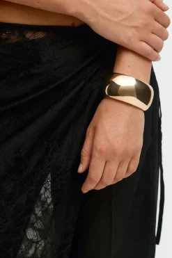 Bangle