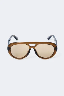 Bold aviator sunglasses