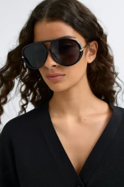 Bold aviator sunglasses