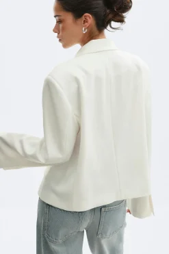 Boxy blazer