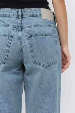 Boyfriend jeans