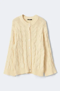 Chunky knitted cable cardigan