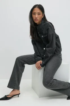 Collarless denim jacket