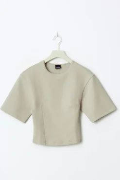 Fitted top