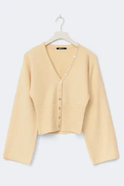 Fitted waist knitted cardigan