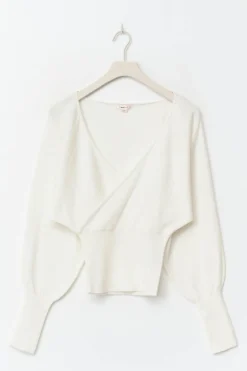 14+ fitted wrap sweater