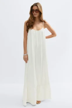 Flowy maxi dress