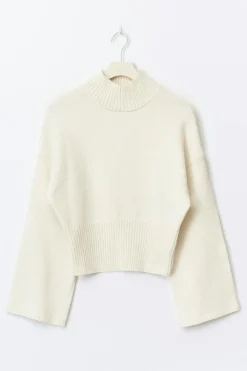 Funnel neck knitted sweater