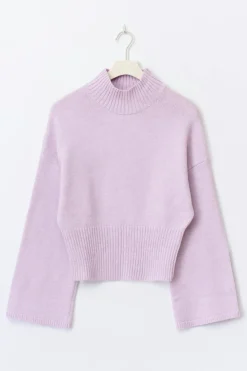 Funnel neck knitted sweater