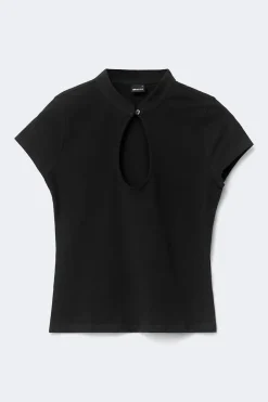 Keyhole top