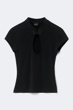 Keyhole top