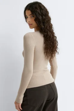 Knitted cardigan