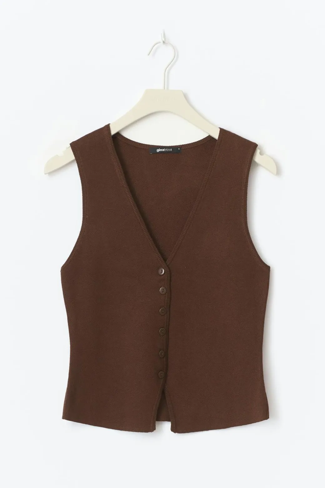Knitted vest