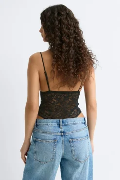 Lace body