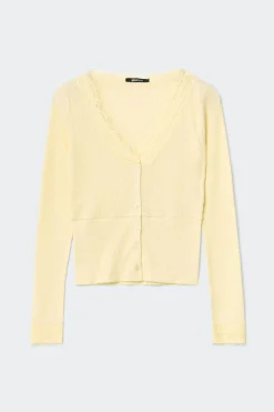 Lace detail button top