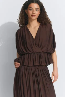 Loose sleeveless top
