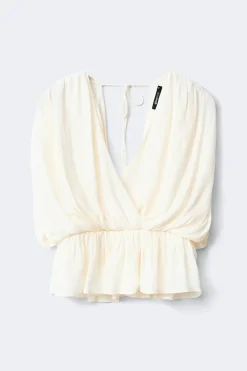 Loose sleeveless top