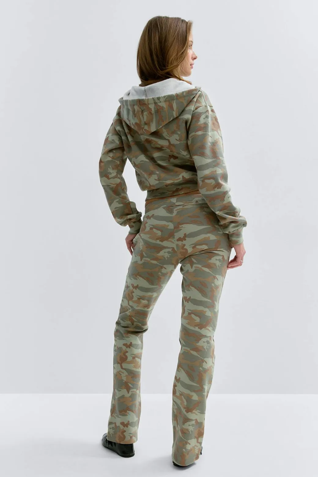 14+ low waist sweatpants tall