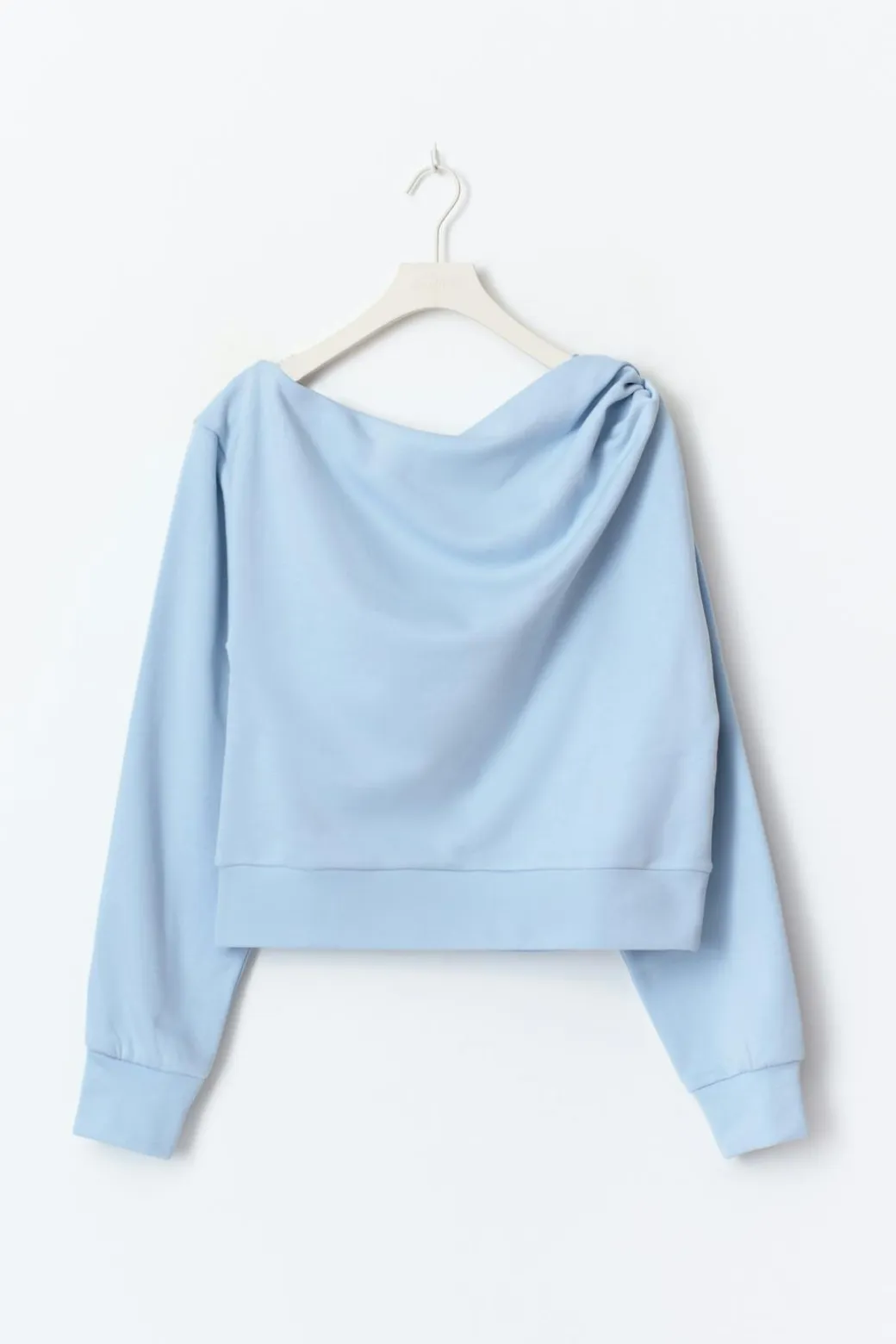 One shoulder sweater