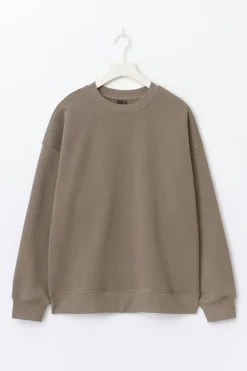 Oversized crew neck sweater