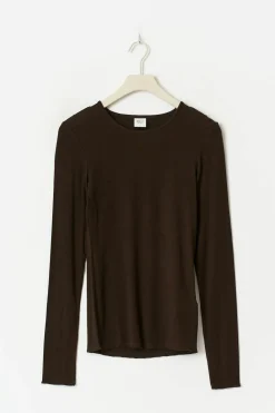 Premium long sleeve top