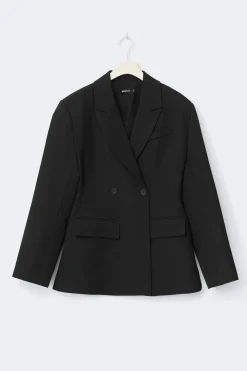 Shaped blazer