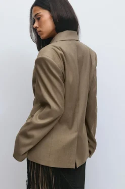 Shaped blazer