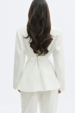 Shaped blazer