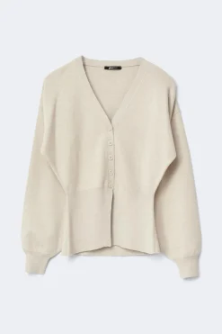 Shaped knitted cardigan