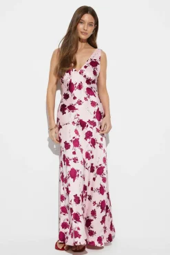 Sleeveless satin maxi dress