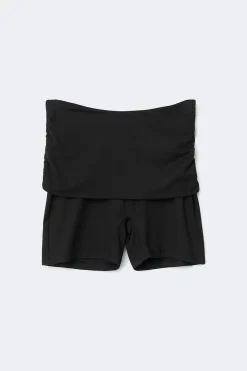 Soft folded yoga shorts