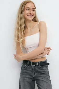 spaghetti strap singlet