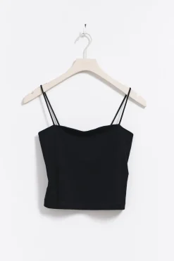 spaghetti strap singlet