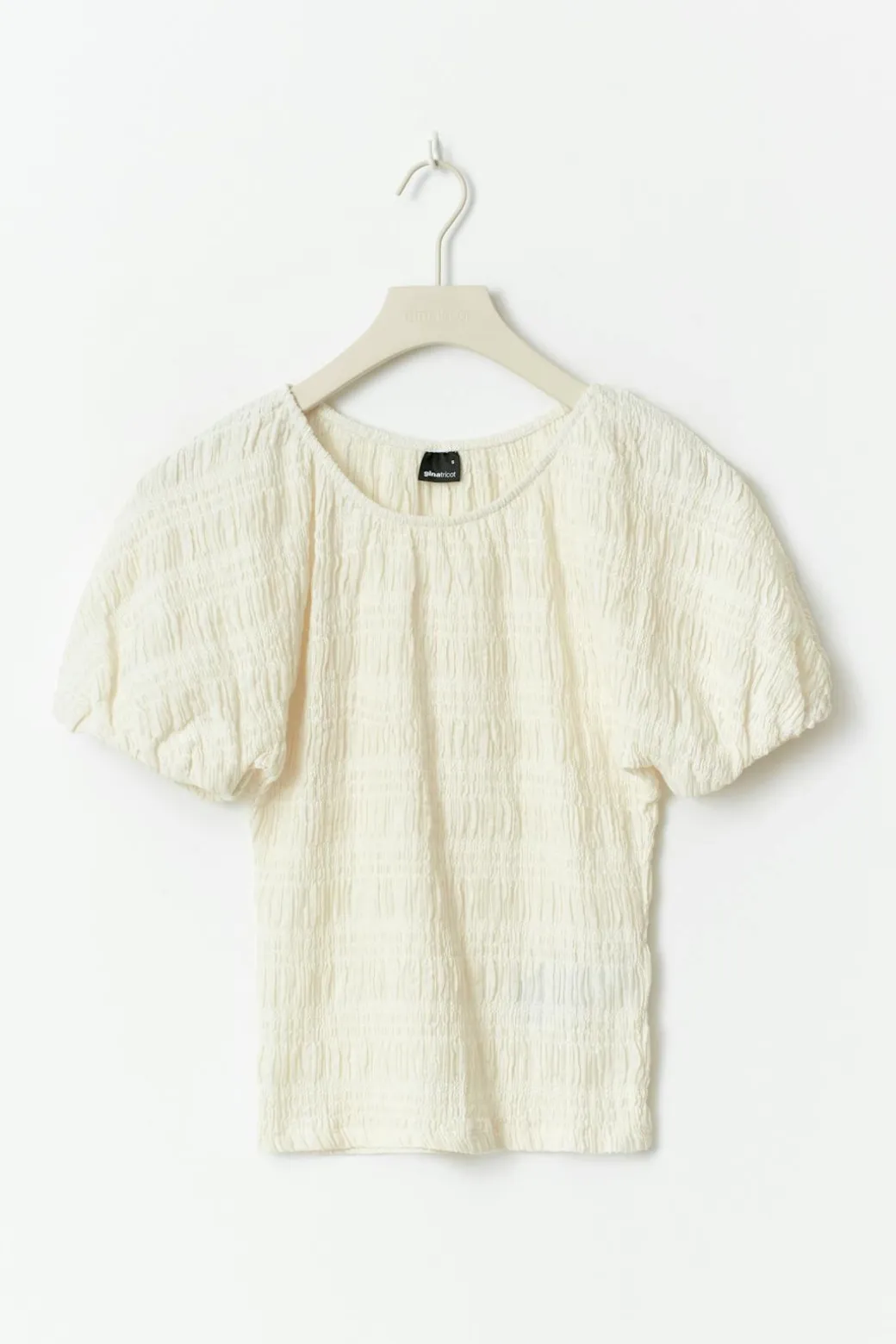 Textured puff sleeve top