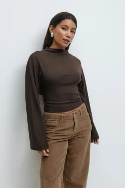Tie back wide sleeve top