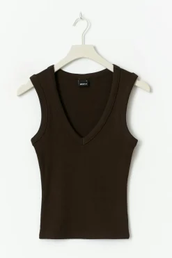 Tight v-neck rib tank