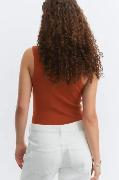 Tight v-neck rib tank