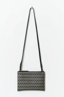 Y clutch bag