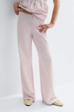 Y detail trousers