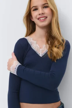 Y lace top