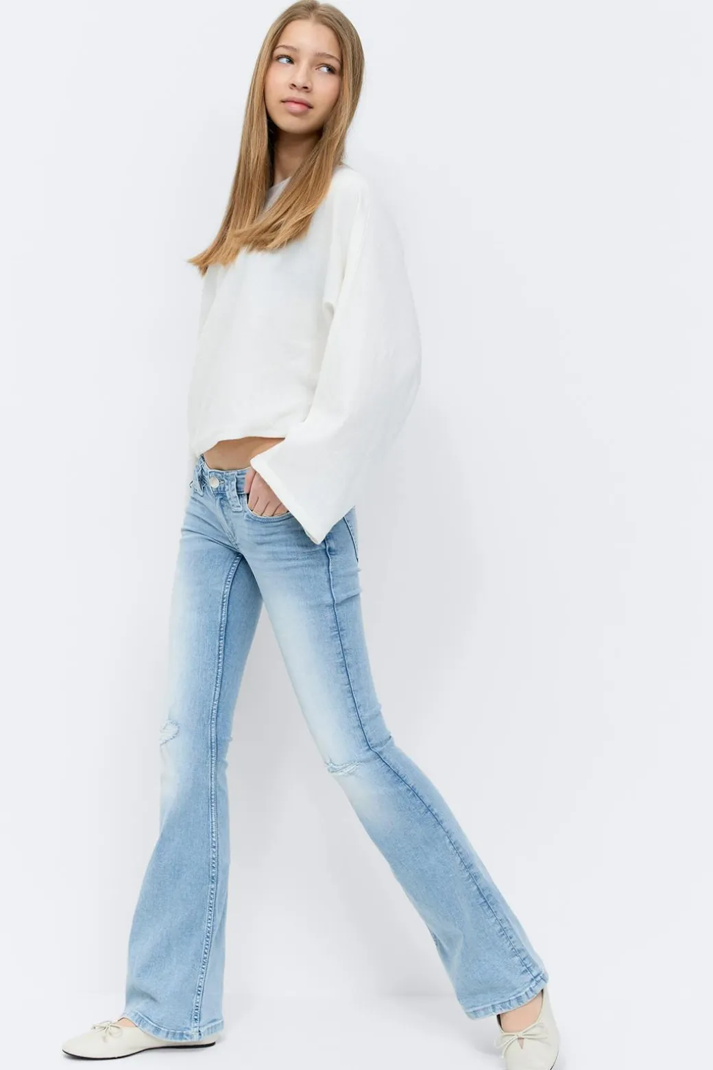 Y too clean flare jeans